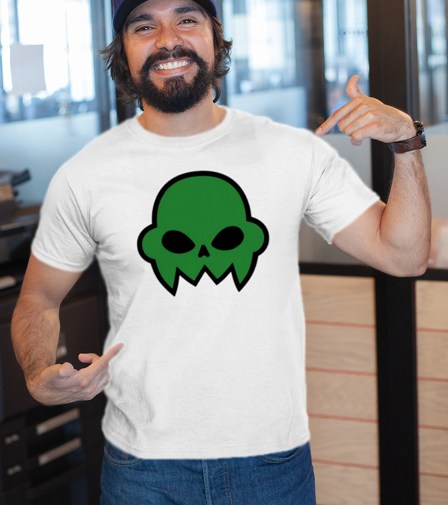 Jake's Green Skull Iconic Halloween Shadow T-Shirt