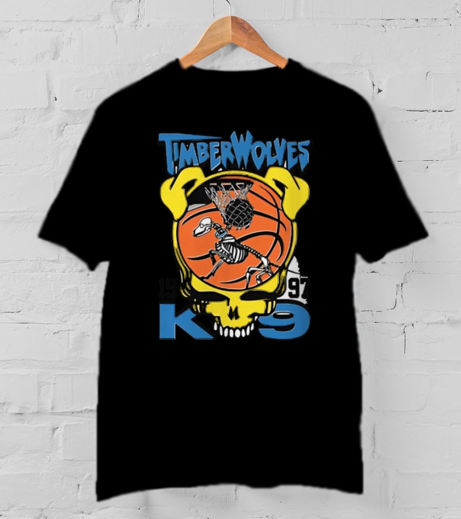 Timberwolves 1997 K-9 Basketball Skeleton Skull T-Shirt