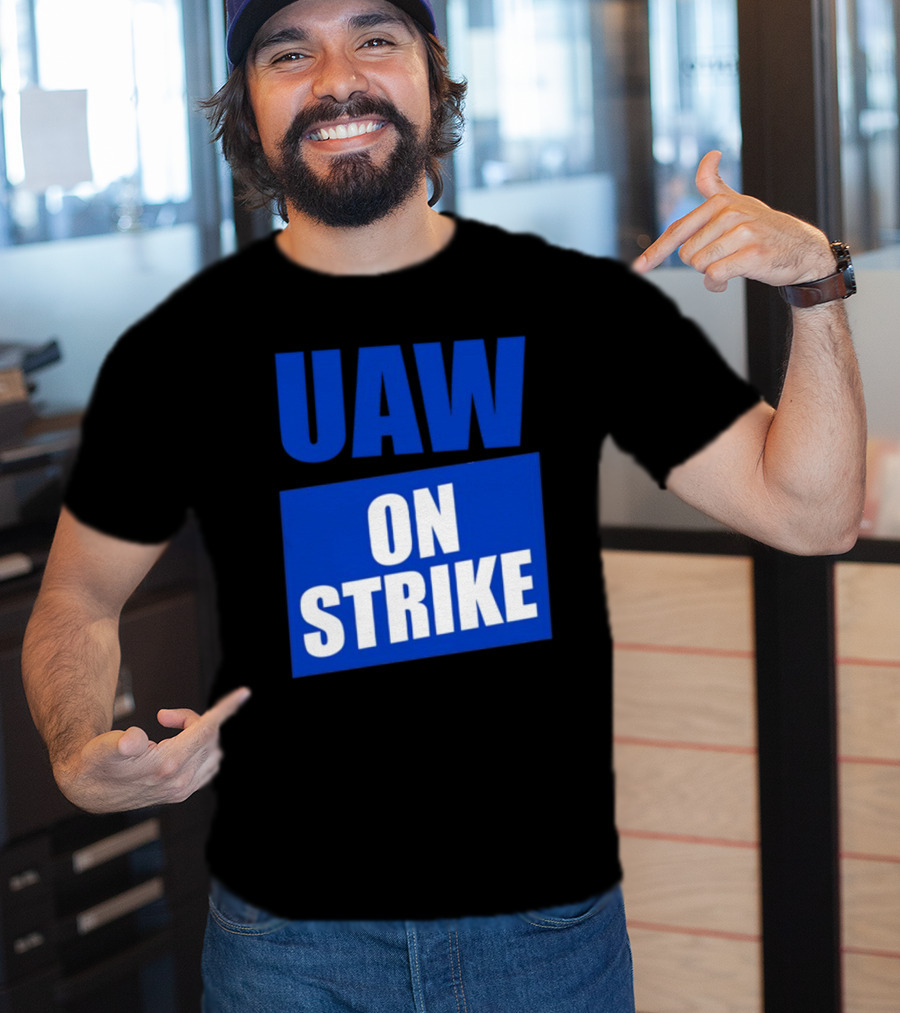 UAW On Strike Bold Blue Protest T-Shirt