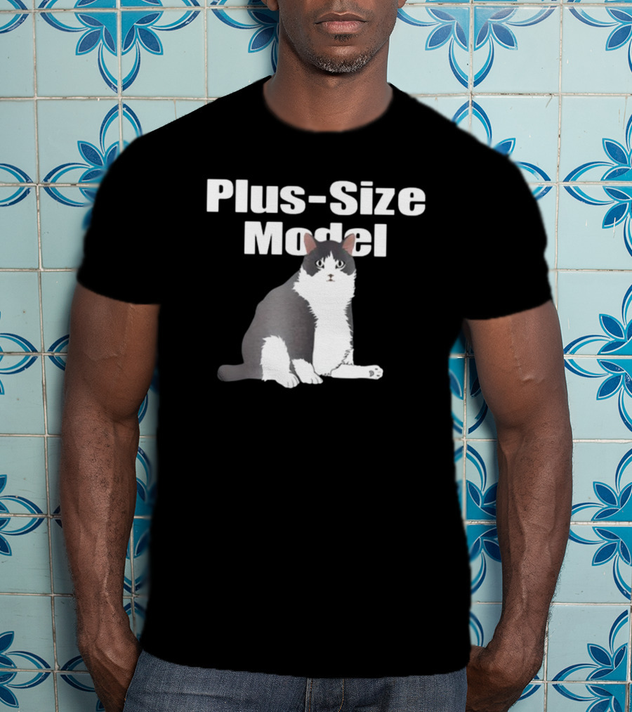 Plus-Size Model Cade Cat White Text Black Background Sitting Gray And White Cat Image T-Shirt