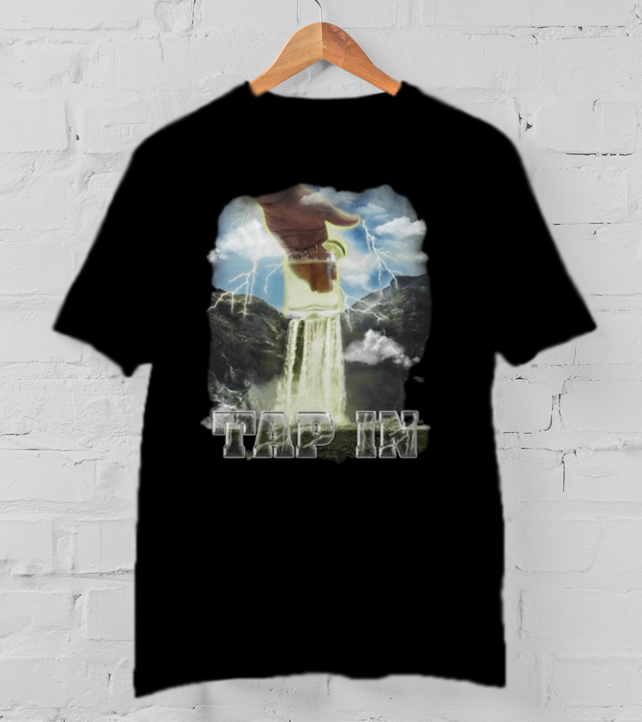 Heatdaddy Tap In Waterfall Mug Lightning Sky T-Shirt