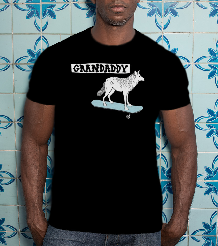 Grandaddy Wolf On Skateboard Blu Wav T-Shirt
