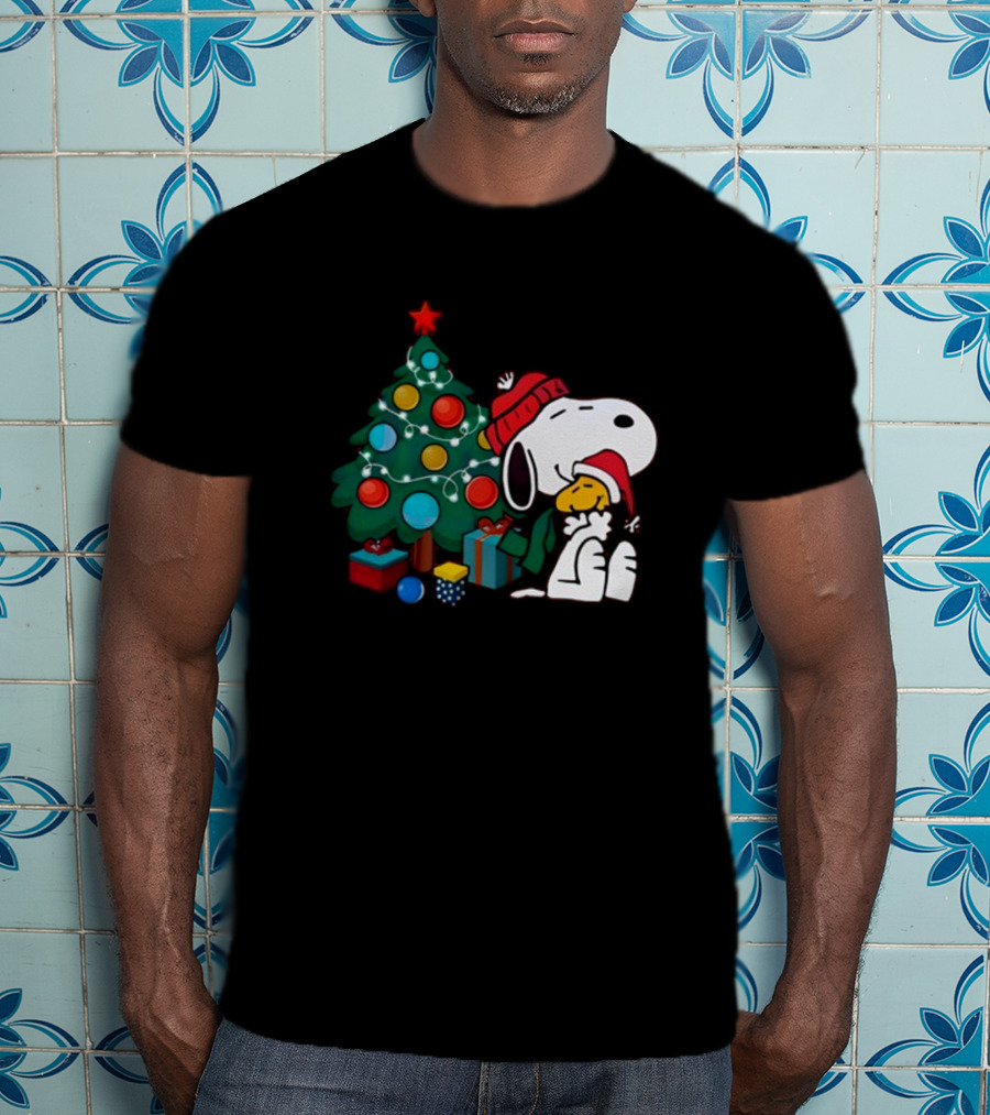 Snoopy And Woodstock Celebrating Christmas By The Tree T-Shirt