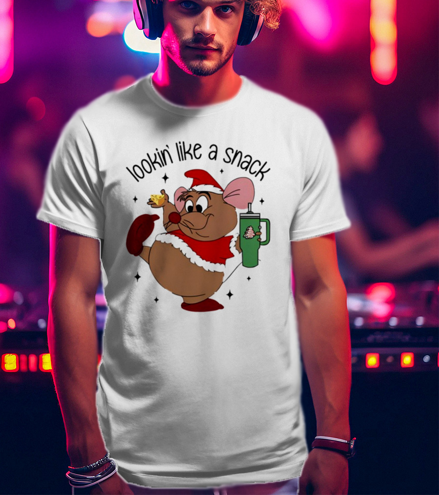 Lookin’ Like A Snack Santa Mouse Holiday Treat T-Shirt