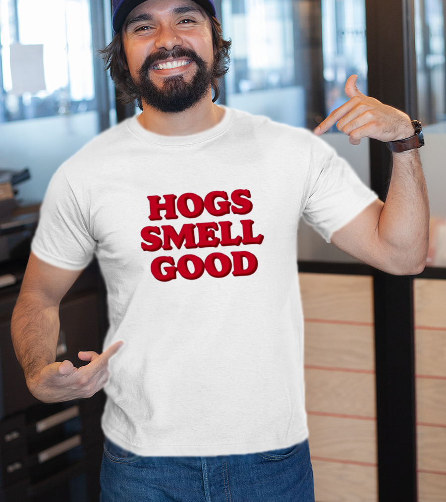 Hogs Smell Good Arkansas Razorbacks Danyelle Musselman T-Shirt