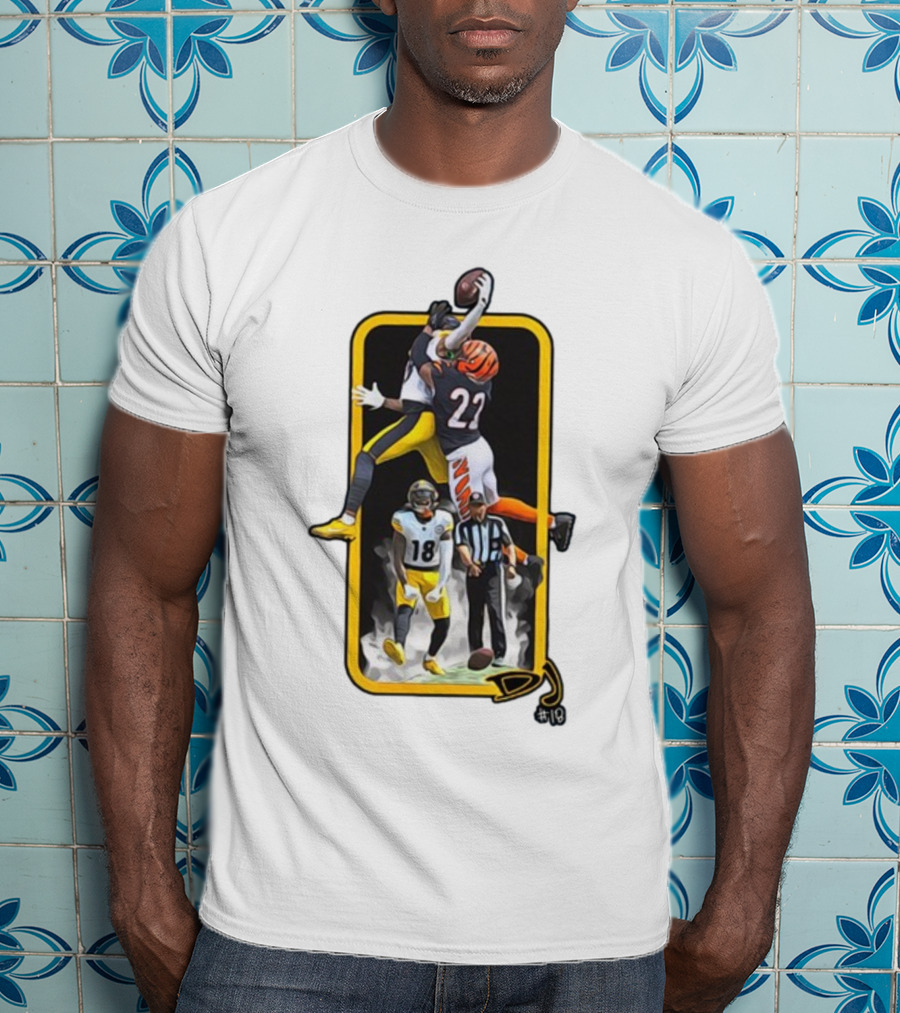 DJ #18 Big Play Football Match Jump Clash T-Shirt