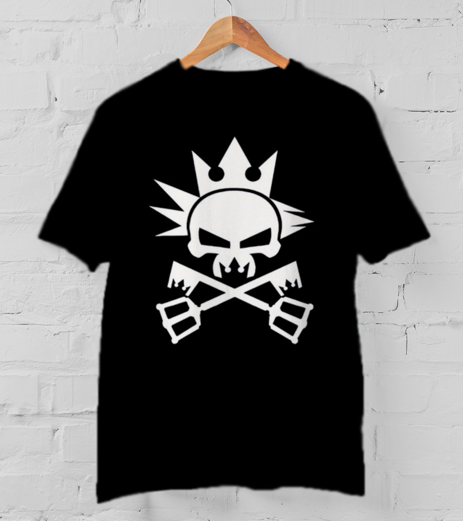 Cynical Yozora Emblem Crowned Skull With Crossed Keyblades T-Shirt
