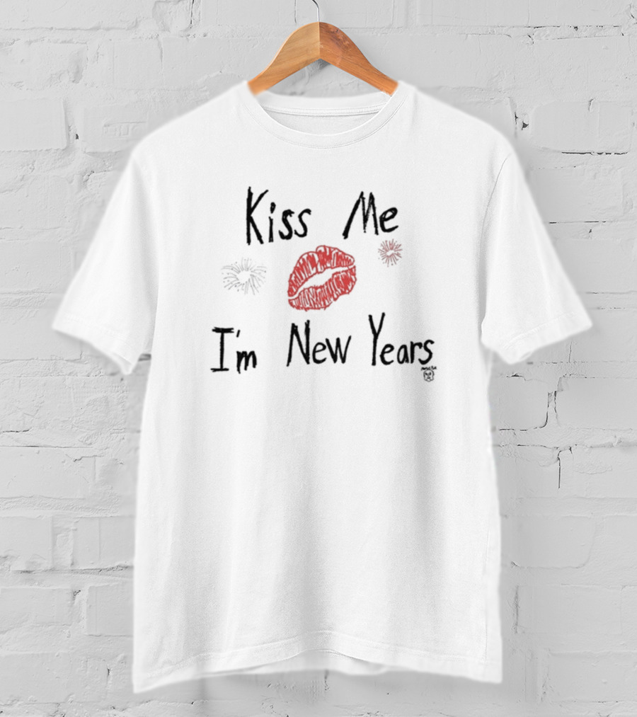 Kiss Me I'm New Years Marcuspork Fireworks Lips T-Shirt