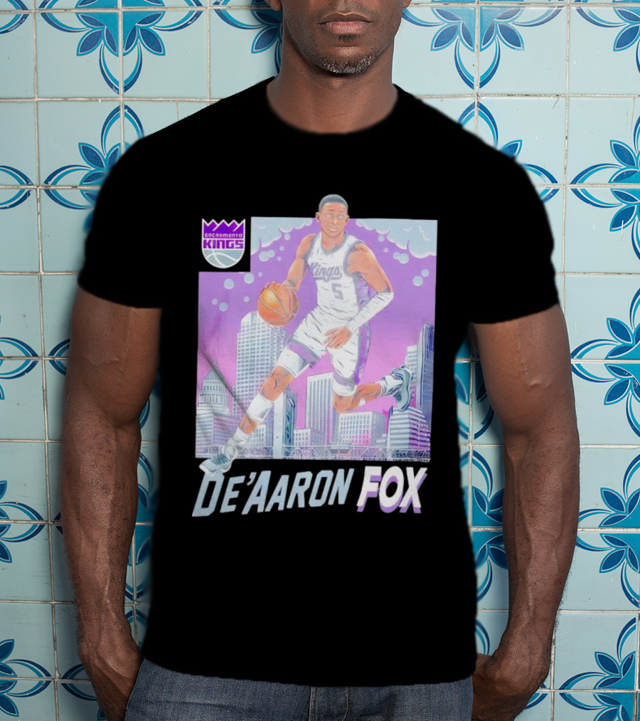 Sacramento Kings De’Aaron Fox Basketball City Skyline Kings T-Shirt