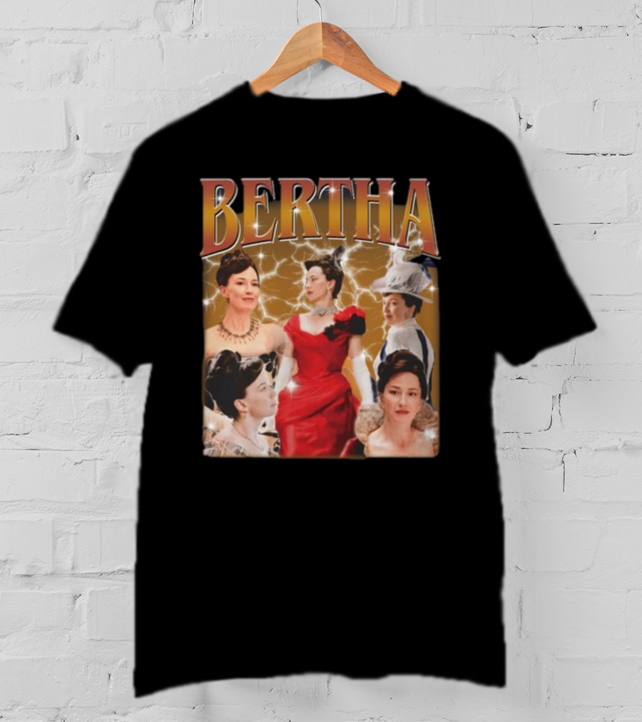 Bertha The Boss Glamorous Vintage Fashion Queens T-Shirt