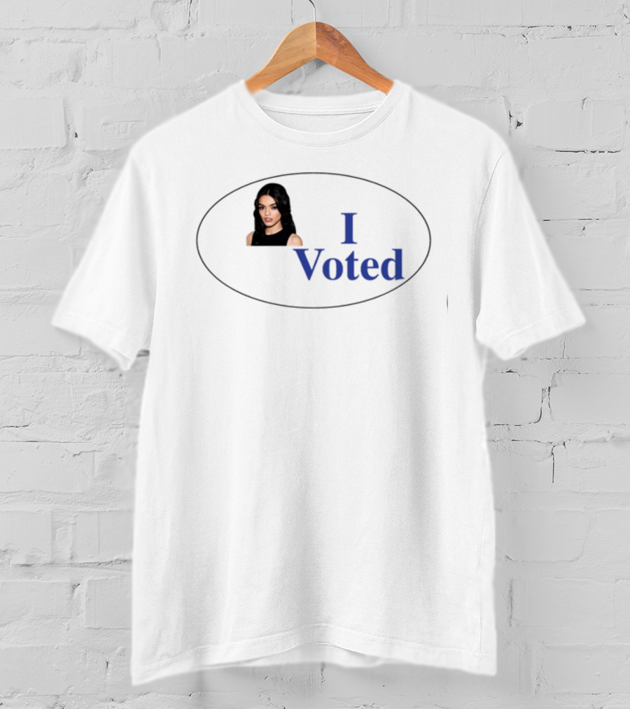 I Voted Saturn Rachel Zegler T-Shirt