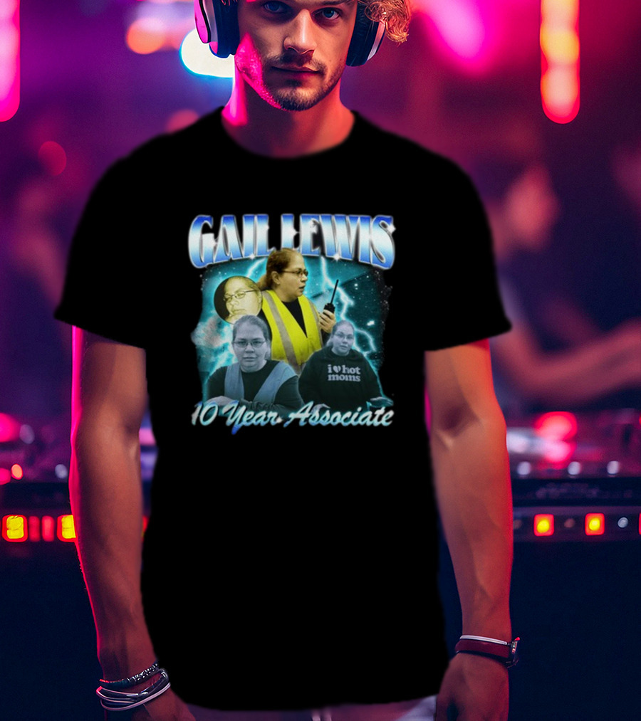 Gail Lewis 10 Year Associate I Love Hot Moms Vintage T-Shirt