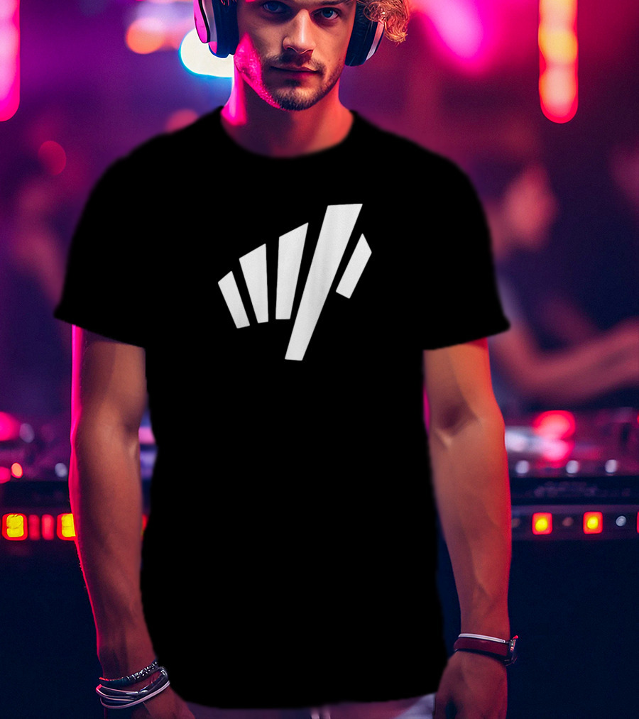 Blessedmma Max Holloway’s Iconic Stylized T-Shirt