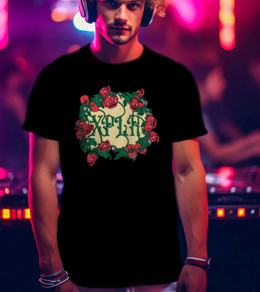 Shopxplr Skull Wreath XPLR Floral Skull T-Shirt