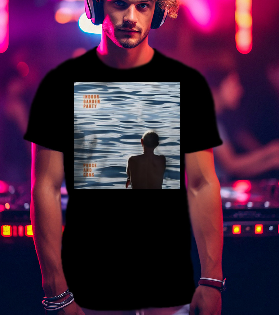 Russell Crowe Indoor Garden Party Prose And Cons Water Reflection T-Shirt