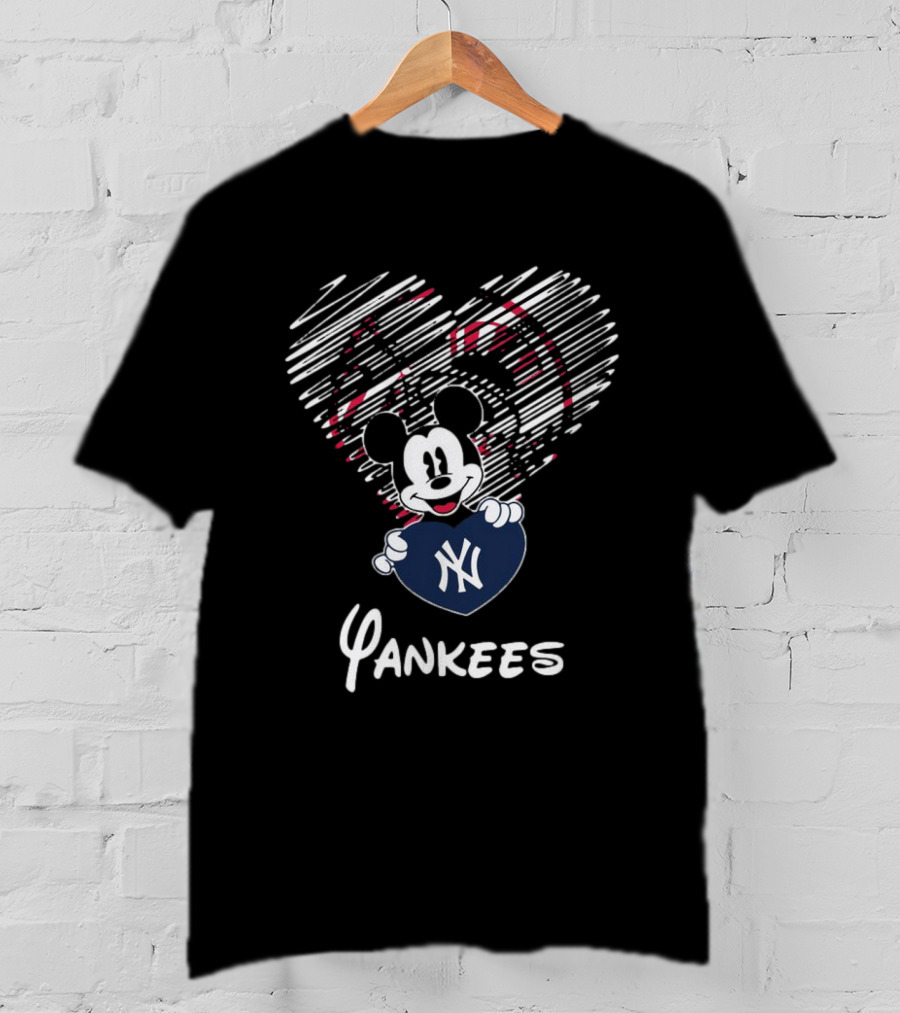 Mickey Mouse Yankees Heart Drawing T-Shirt