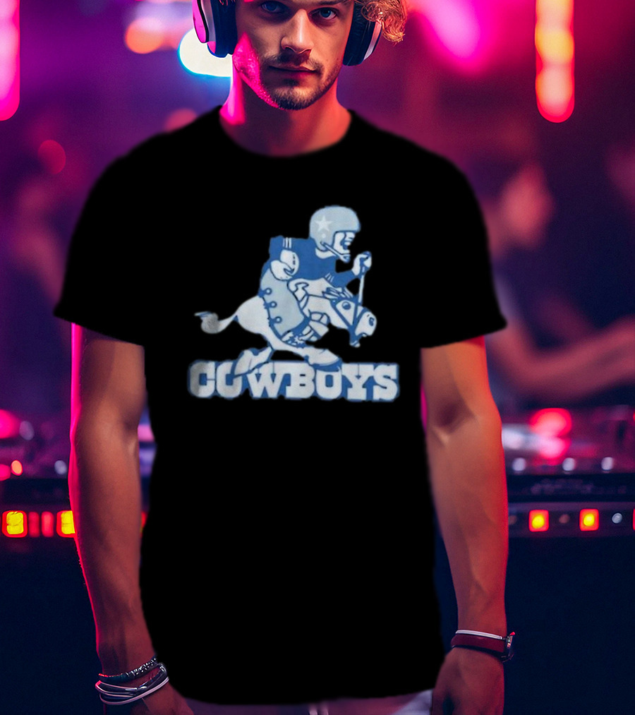 Dallas Cowboys Vintage Cowboy Riding Football Horse Logo 1966 T-Shirt