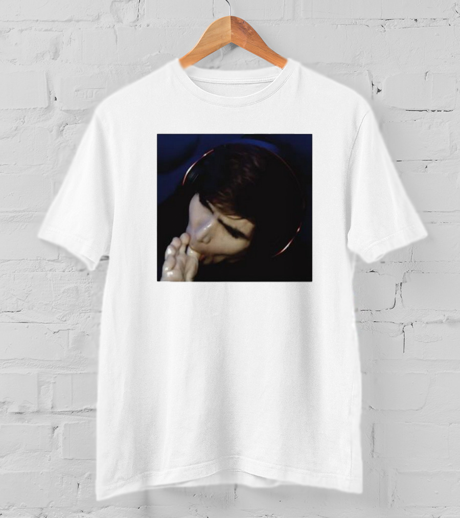 Streamer Damon Fizzy Toe Sucking Image With Headphones T-Shirt