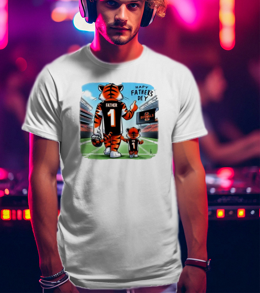 Cincinnati Bengals Mascot Father Son Happy Father’s Day T-Shirt