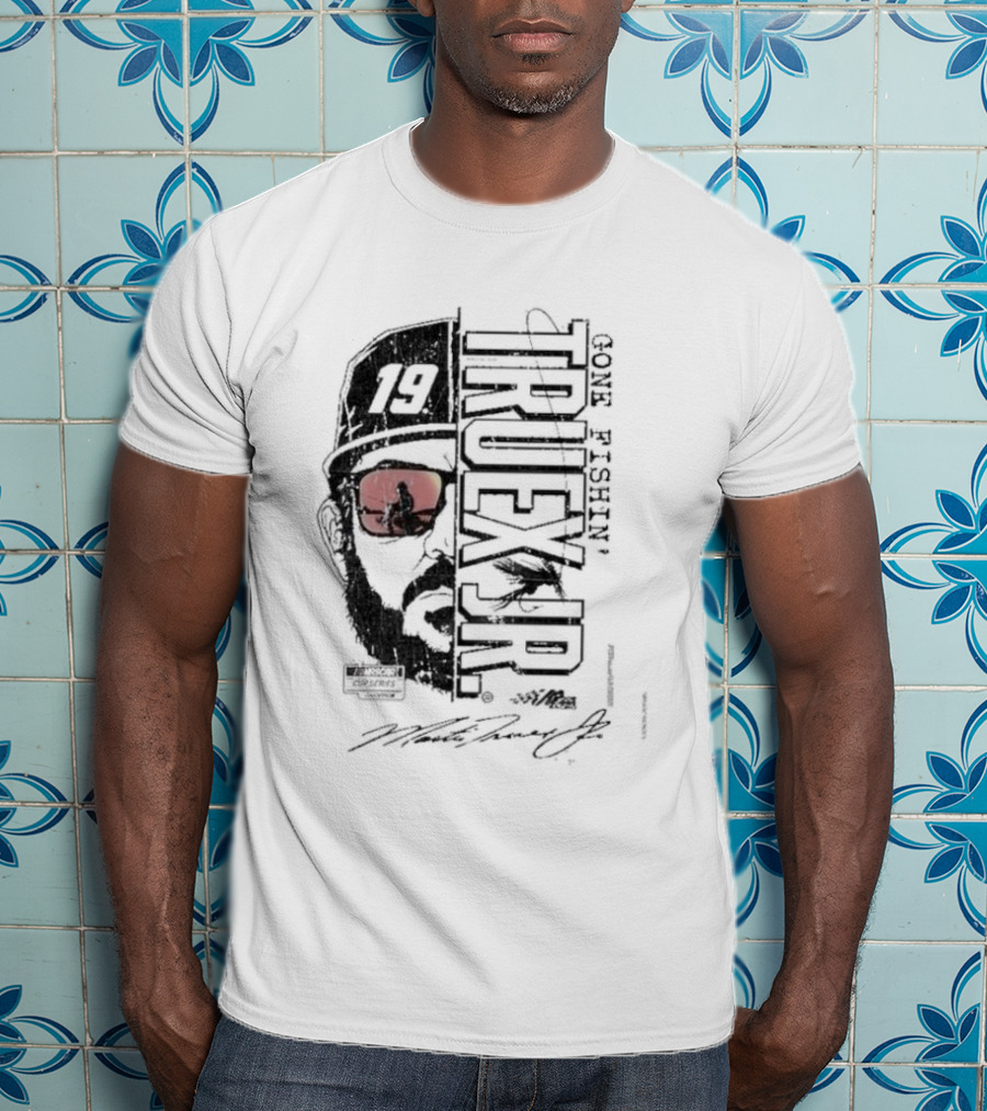 Martin Truex Jr Joe Gibbs Racing Team Gone Fishin’ 19 Racing Silhouette Sunglasses Graphic Signature T-Shirt