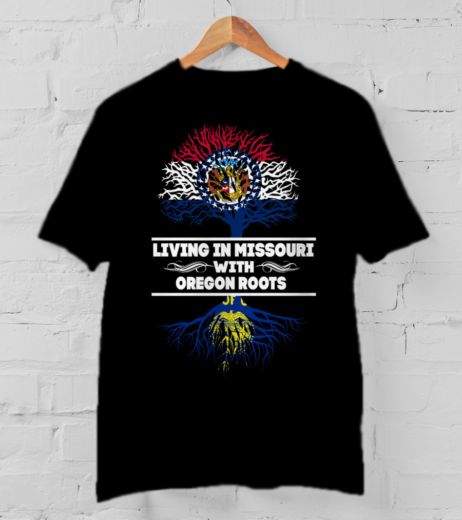 Living In Missouri With Oregon Roots Missouri Flag Tree T-Shirt