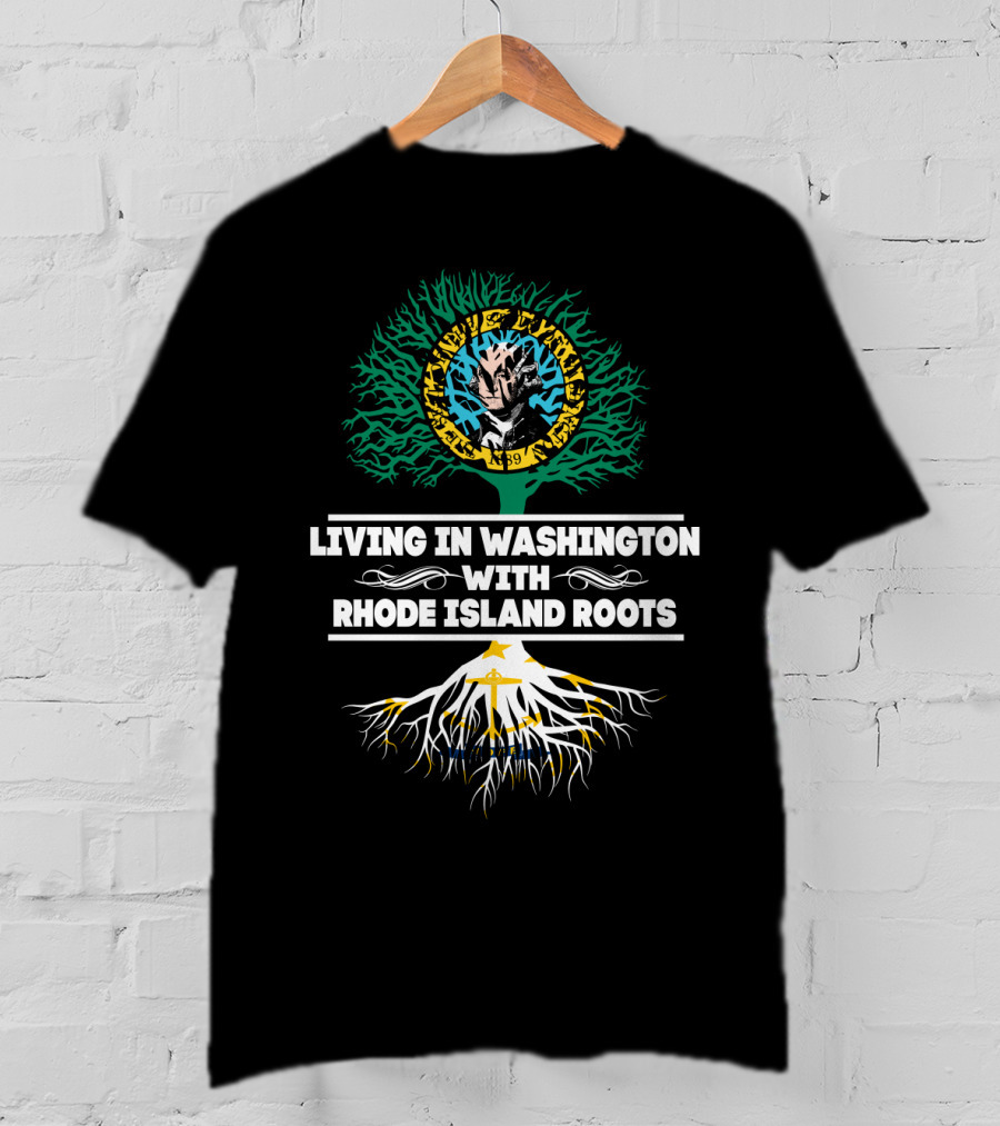 Living In Washington With RHODE ISLAND Roots Showing Celtic Style Tree And Chain Link Circle T-Shirt