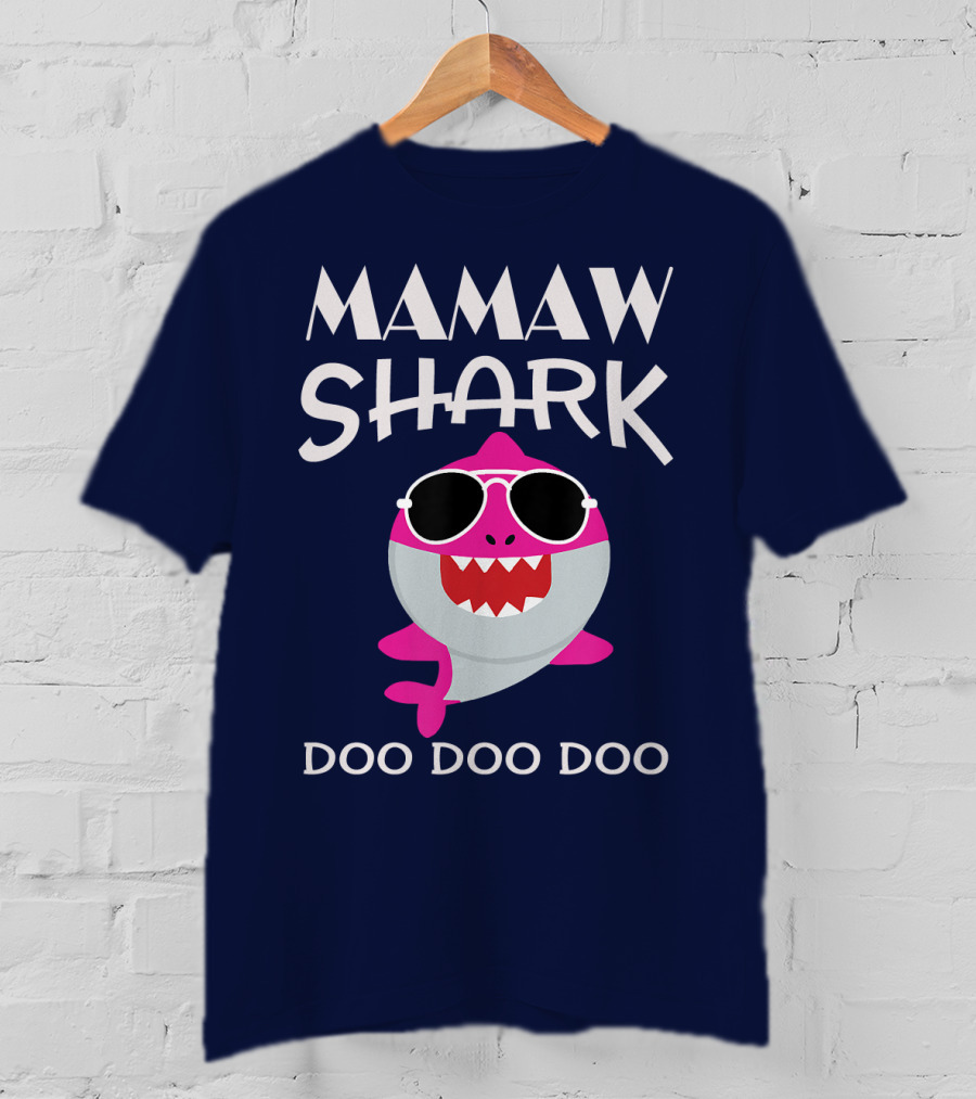 Mamaw Shark Doo Doo Doo Wearing Sunglasses T-Shirt