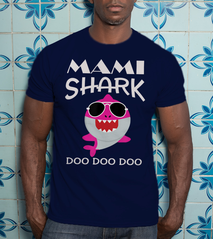 Mami Shark Doo Doo Doo Sunglasses Pink Cartoon T-Shirt