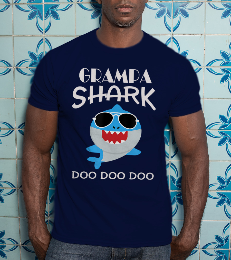 Grampa Shark Doo Doo Doo With Sunglasses Fun T-Shirt