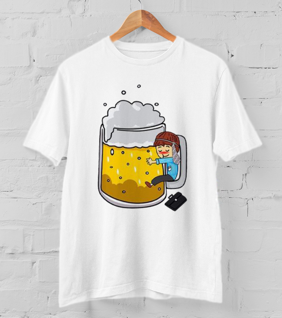 Beer Mug Hug With Traveler Cartoon Character T-Shirt