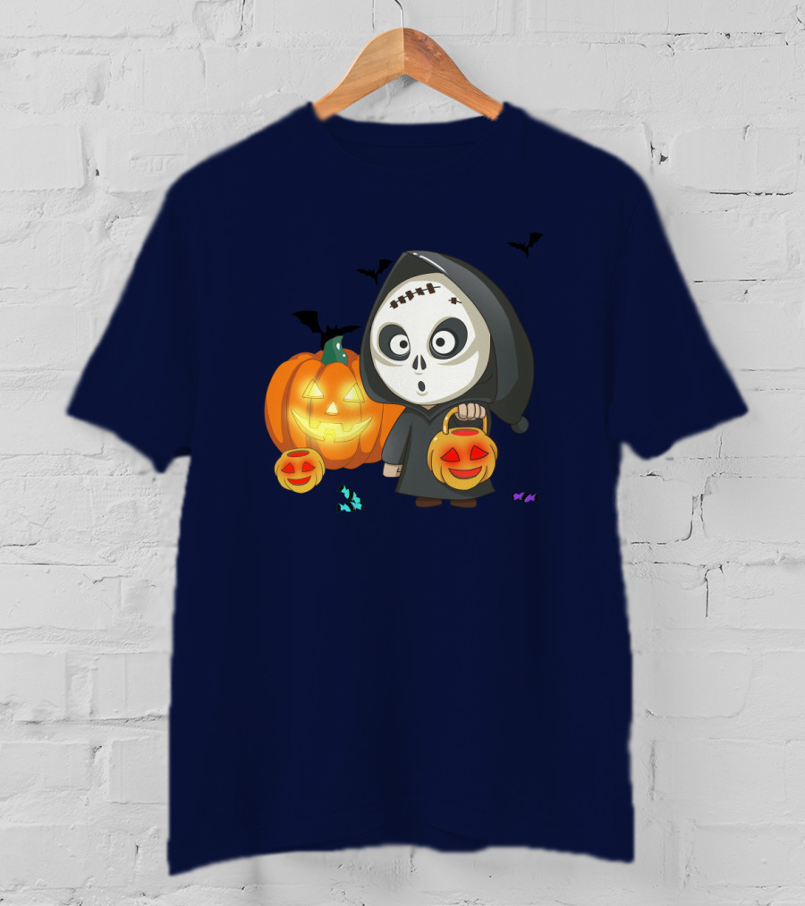 Halloween Makeup Ghost With Pumpkin Lanterns And Bats T-Shirt