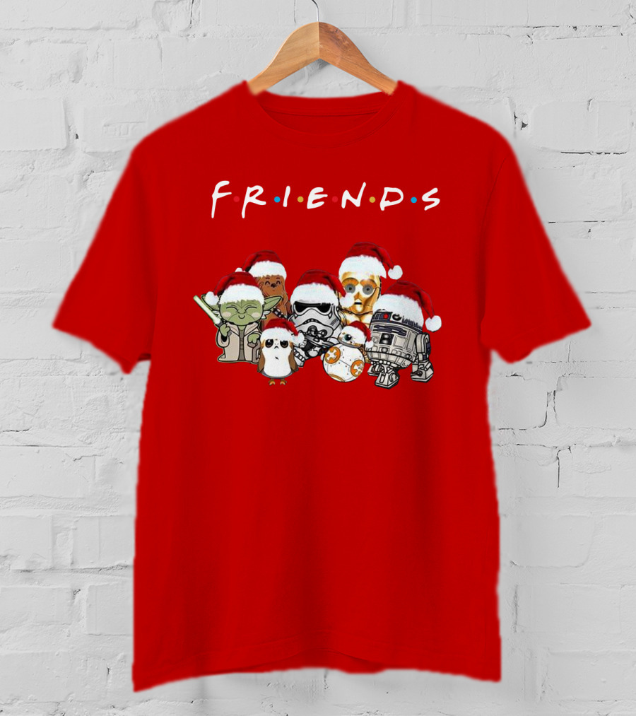 Star Wars Characters Yoda Chewbacca Porgs Stormtrooper R2 D2 C 3PO BB 8 Friends TV Show Christmas Santa Hats T-Shirt