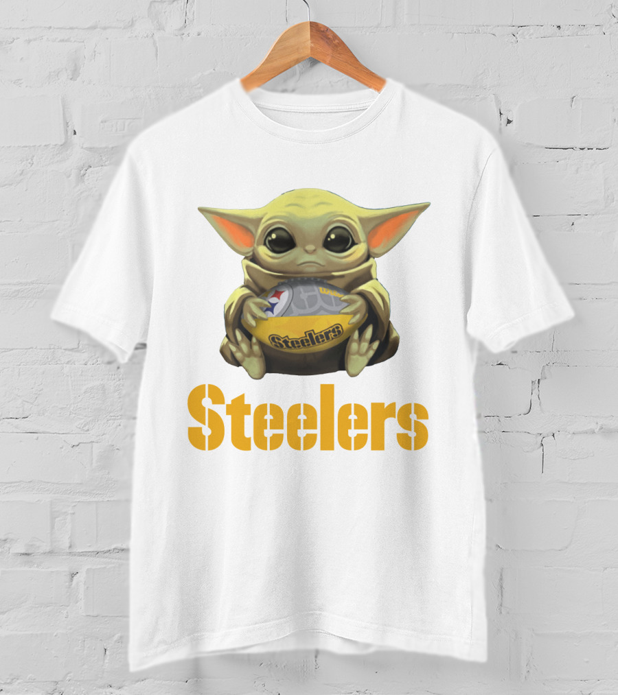 Baby Yoda Hug Steelers Football Team T-Shirt