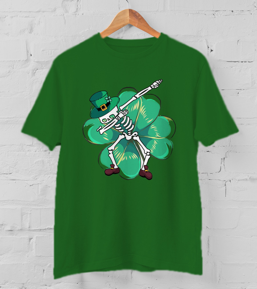 St Patrick's Day Skeleton Dabbing Leprechaun Clover T-Shirt