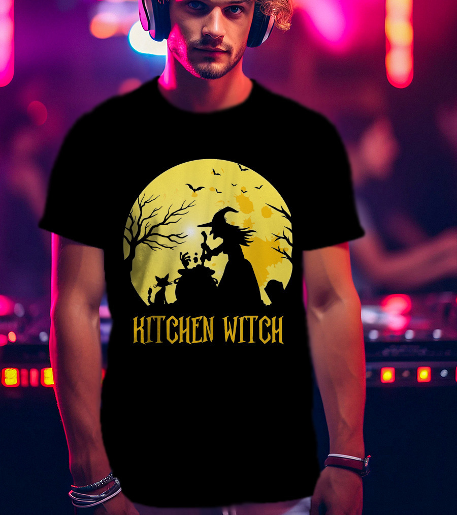 Kitchen Witch Halloween Silhouette Moon Cooking Potion T-Shirt