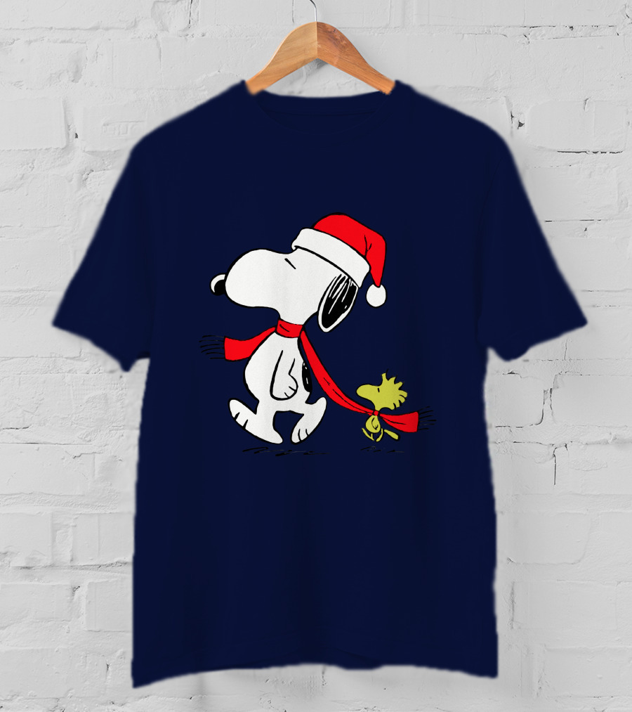 Snoopy Santa Hat And Woodstock Christmas Peanuts Scarf T-Shirt