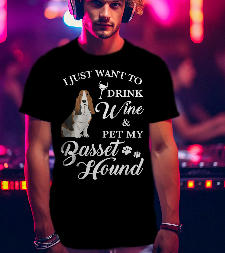 I Just Want To Drink Wine And Pet My Basset Hound Paws Icons T-Shirt