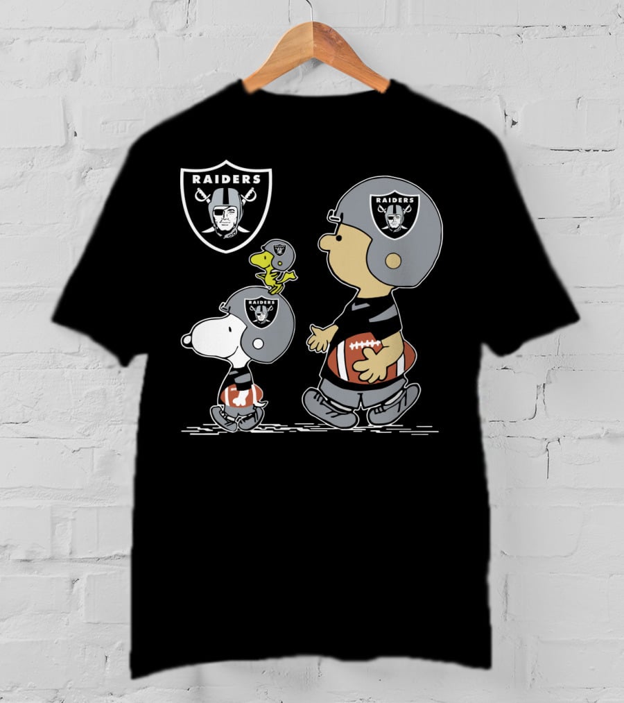 Raiders Christmas Peanuts Cute Football T-Shirt