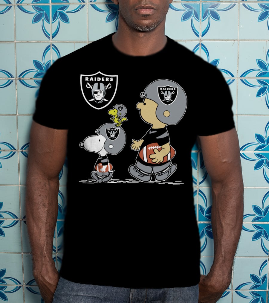 Raiders Christmas Peanuts Cute Football T-Shirt
