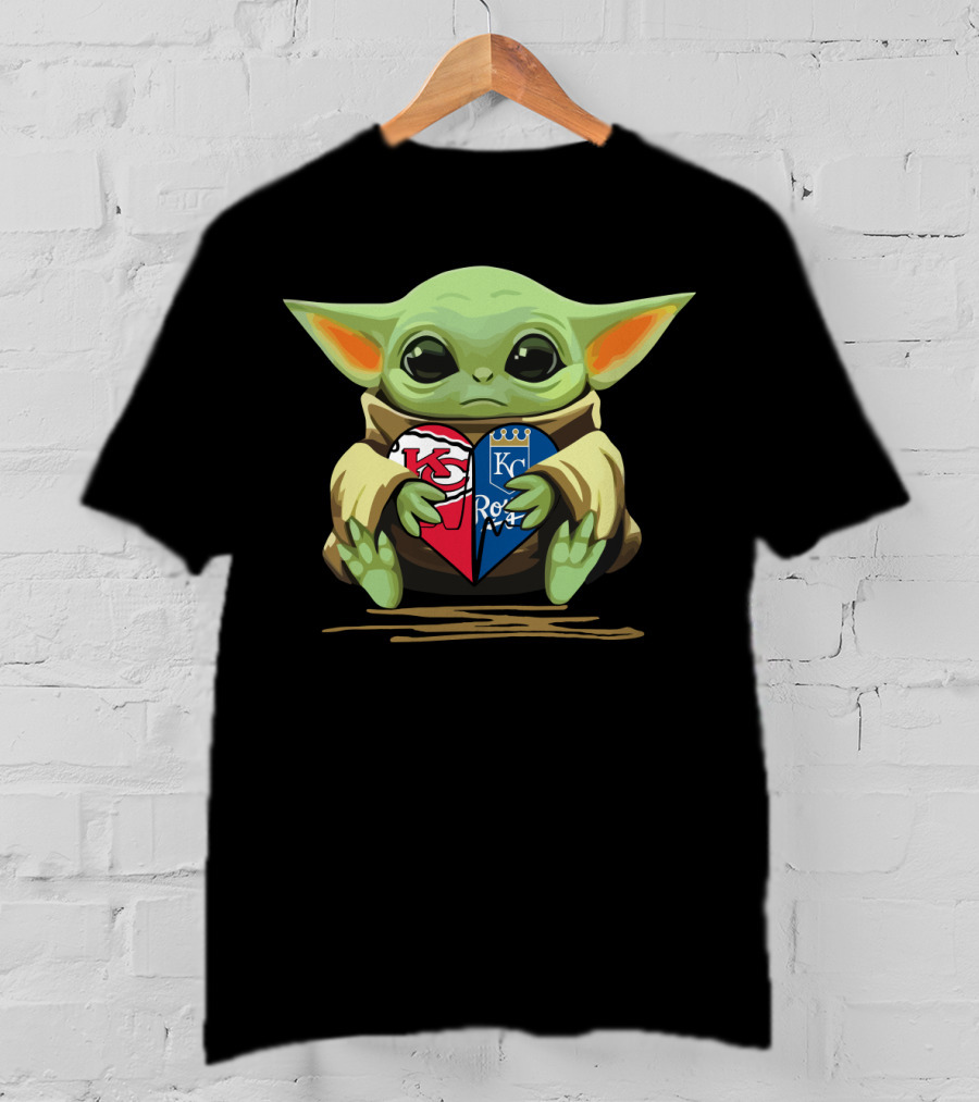 Baby Yoda Heart Kansas City Chiefs Royals T-Shirt