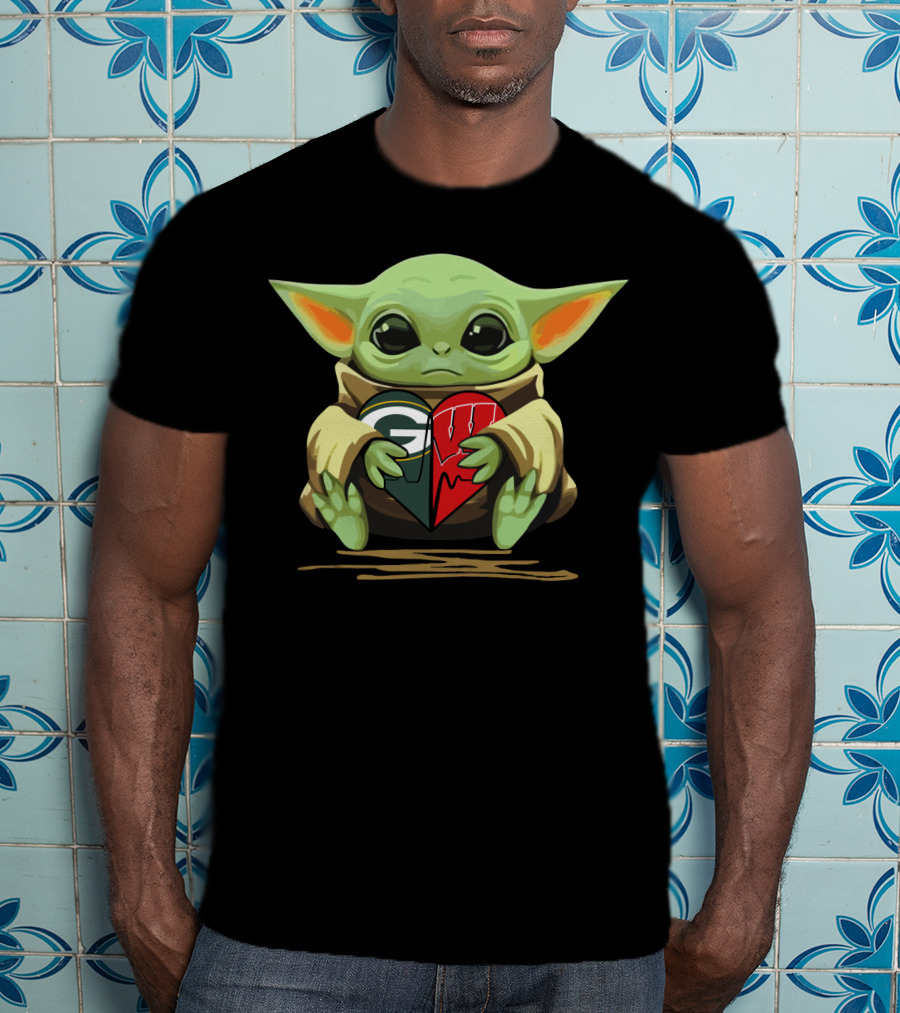 Baby Yoda Heart Green Bay Packers Wisconsin Badgers T-Shirt