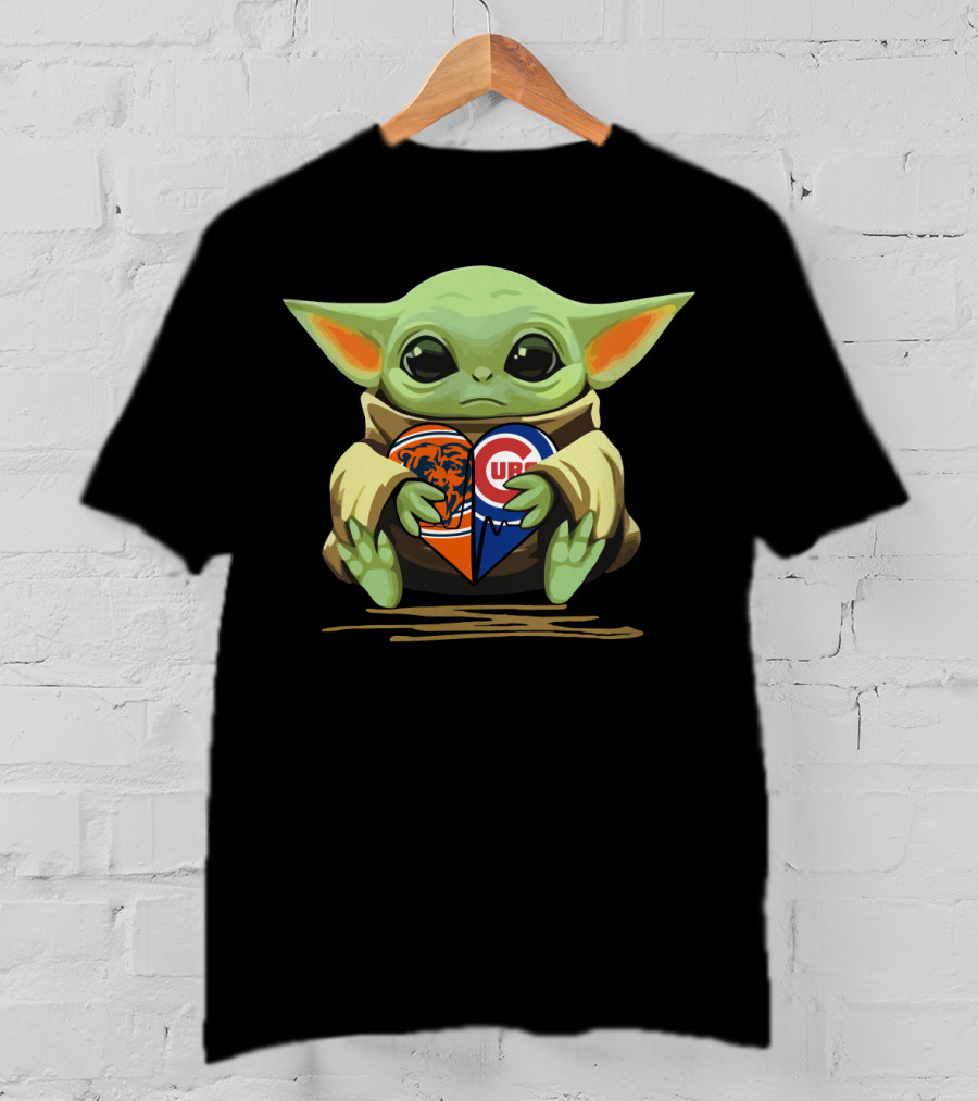 Baby Yoda Chicago Bears Cubs Love T-Shirt