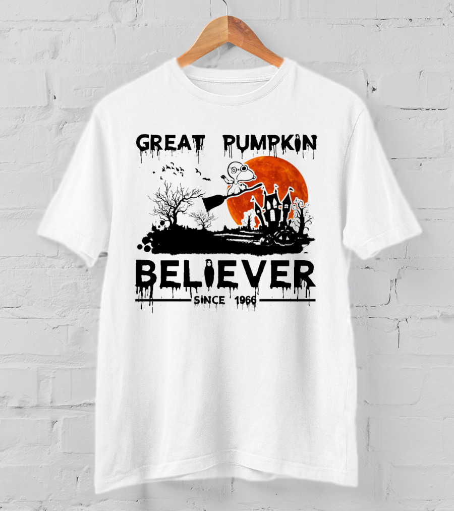 Great Pumpkin Believer Since 1966 Snoopy Flying On Broomstick Halloween Scene T-Shirt