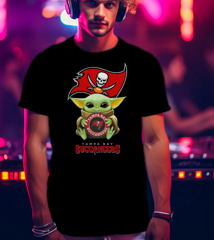 Baby Yoda Tampa Bay Buccaneers Hug With Logo And Helmet Flag T-Shirt