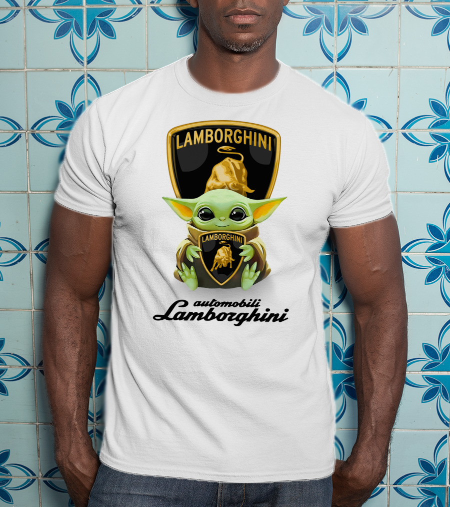 Baby Yoda Hugging Automobili Lamborghini T-Shirt