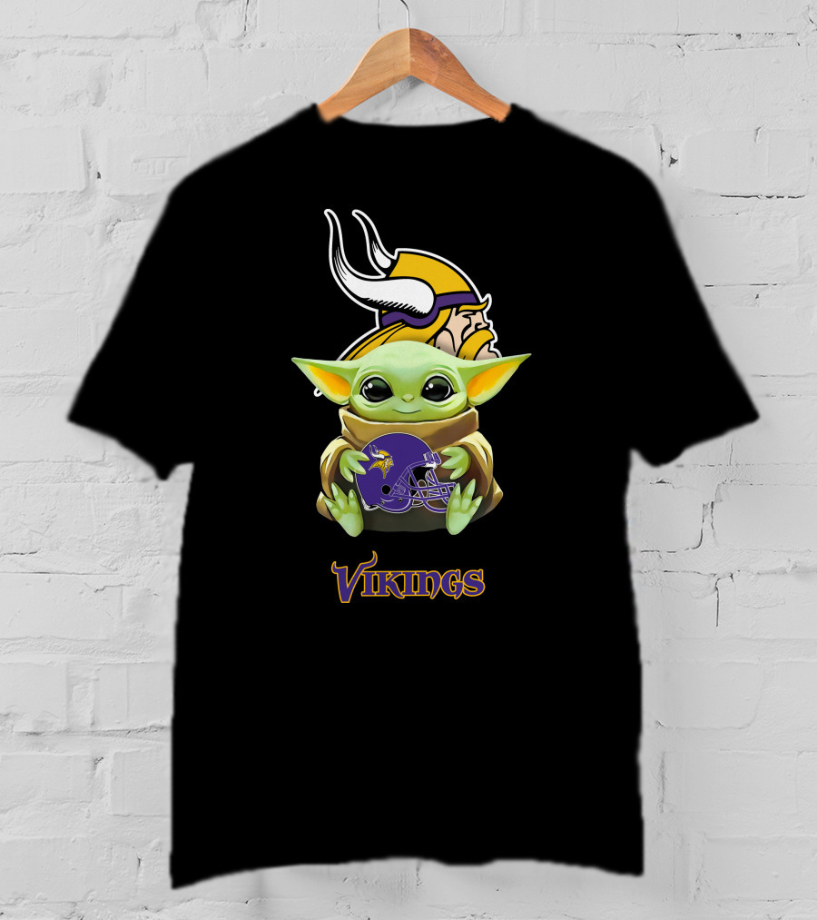 Star Wars The Child Hugging Minnesota Vikings Helmet With Vikings T-Shirt