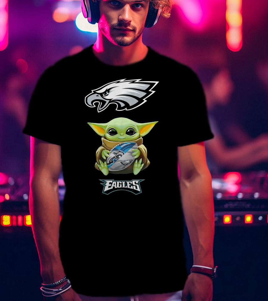 Star Wars Baby Yoda Philadelphia Eagles Football Fan Tailgate T-Shirt
