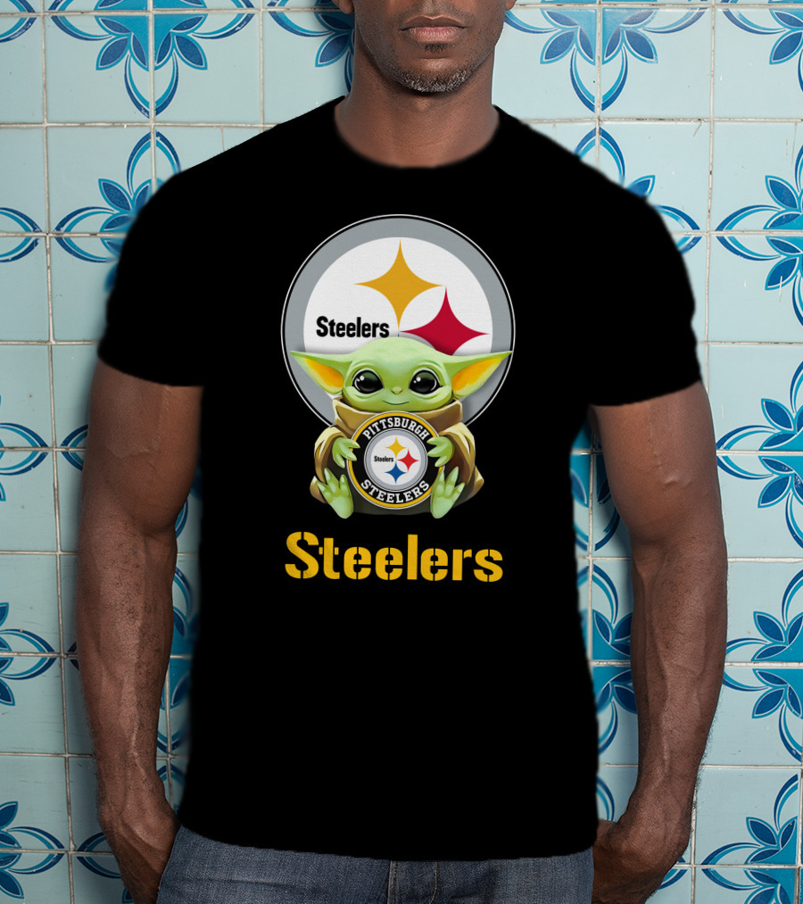 Star Wars Baby Yoda Hug Steelers Pittsburgh Steelers T-Shirt
