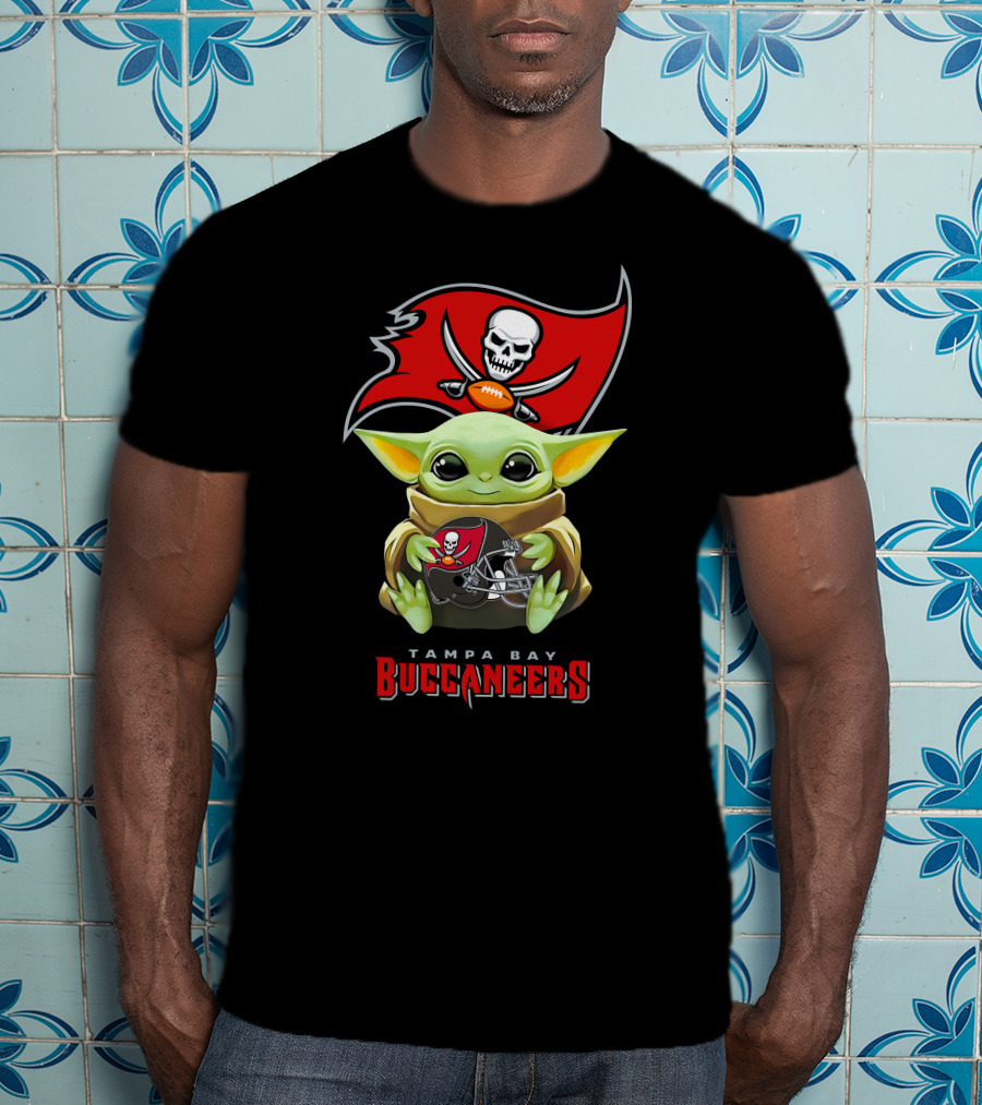 Star Wars Baby Yoda Holding Tampa Bay Buccaneers Helmet With Team Flag T-Shirt