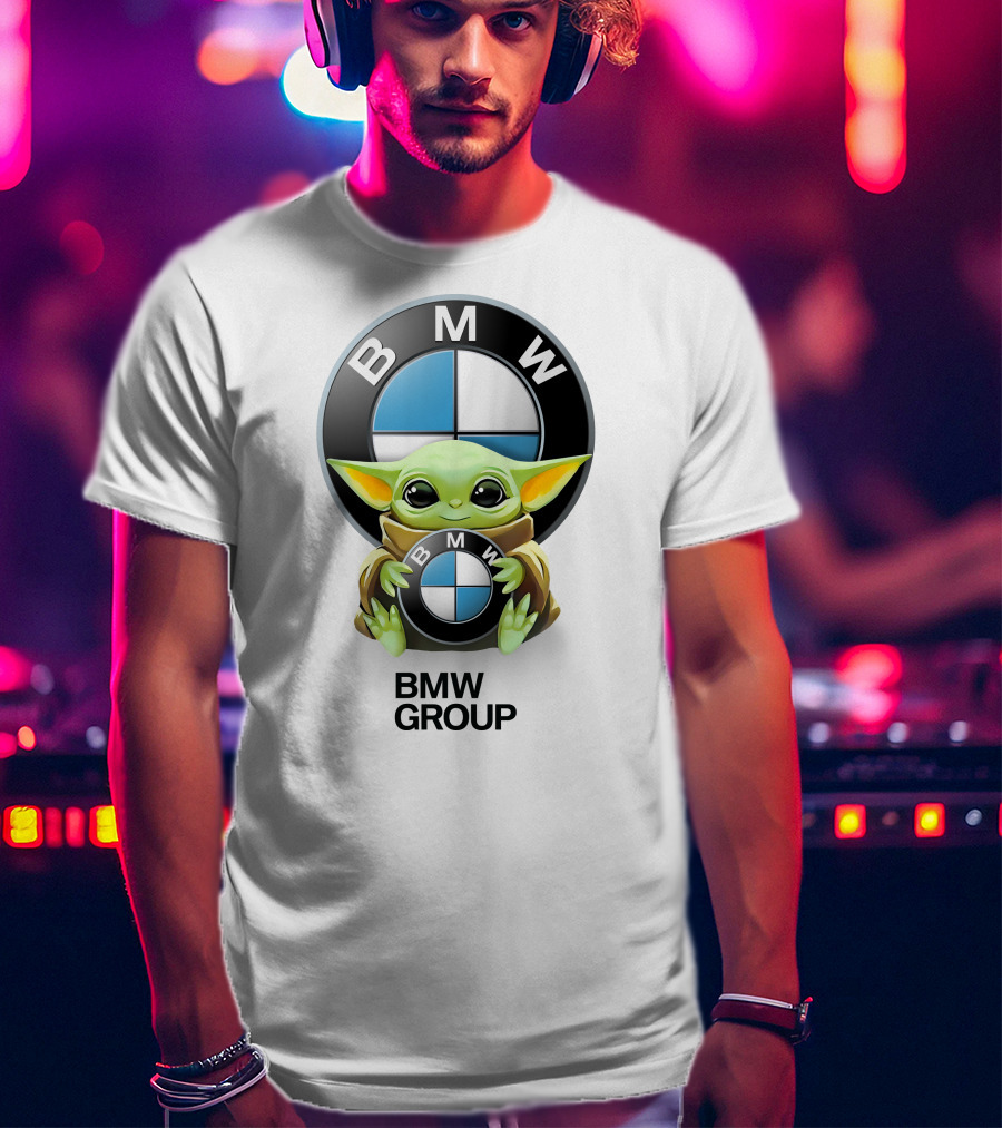 Baby Yoda Hug BMW Group T-Shirt